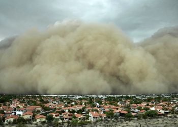 Dust storm engulfs Arizona, leaving thousands without power and flights grounded