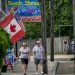‘Dear Canada’: U.S. tourist spots try to win back neighbors from the north