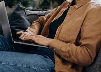 AI models can secretly infect each other