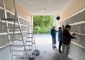 Ultra-thin sound blocker cuts traffic noise dramatically