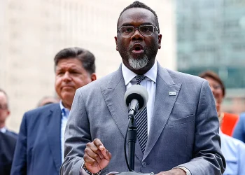 Chicago police will not collaborate with National Guard, federal agents if Trump moves on deployment: mayor