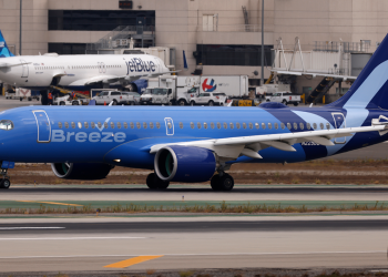 FBI investigating midair brawl that forced Breeze Airways flight to divert