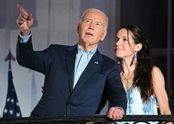 Ashley Biden deletes social media post attacking soon-to-be-ex-husband amid divorce filing: reports