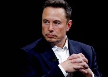 Elon Musk awarded $29bn in Tesla shares to steer shift to AI