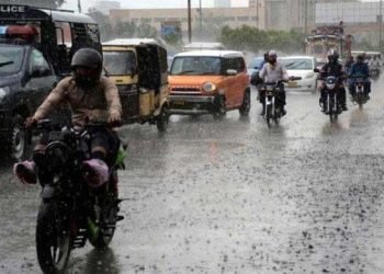 Met Office forecasts moderate to heavy rainfall in Karachi next week