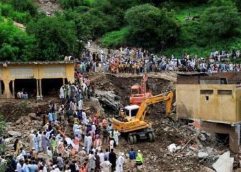 Explainer: Why cloudbursts have killed hundreds in Pakistan and India this monsoon season