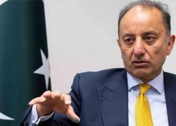 Great Debate: Musadik Malik hits out at elites for compounding flood disaster