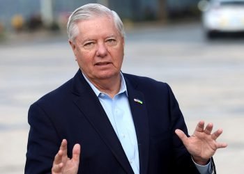 Trump continues supporting Sen. Lindsey Graham’s re-election bid while phoning into Republican event