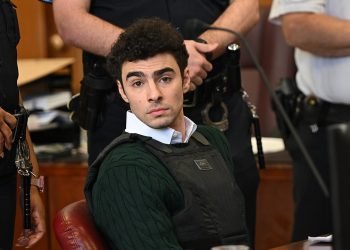 Federal judge grants Mangione access to laptop in jail ahead of murder trial