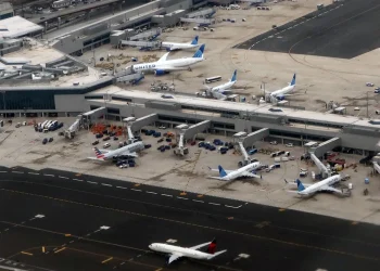 FAA issues Newark airport ground stop due to ‘equipment’ issue