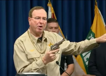 Florida sheriff shows off $50K chain snatched from alleged drug dealer implicated in overdose death