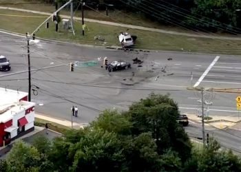 Maryland mother killed when 4 teens in stolen car slam into her and her child