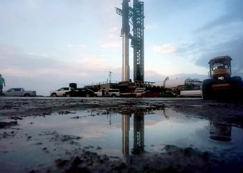 SpaceX prepares third attempt at crucial Starship test flight after weather issues