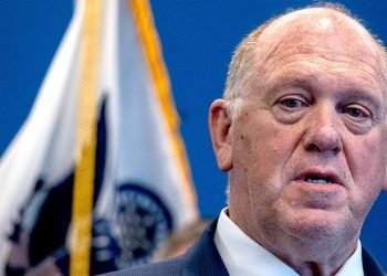 Tom Homan puts sanctuary cities ‘on notice’ as Trump administration cracks down on immigration