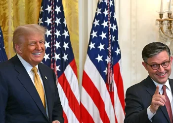 Mike Johnson hits iconic Nashville bar, blasts Dems for ‘lying’ about Trump’s agenda