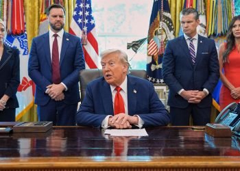 Trump signs executive orders to eliminate no-cash bail for suspects in DC and nationwide