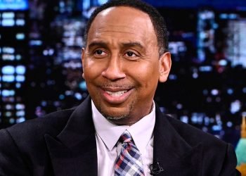 Bill Maher believes this outsider could be the key to restore the Democratic Party’s credibility with voters