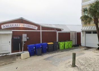 ‘Possible suspect’ in custody after gunman fires from boat toward North Carolina restaurant, killing 3