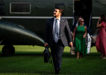 Longtime Trump advisor to depart the White House at month’s end