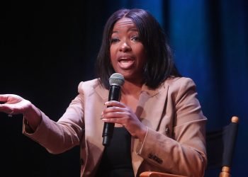 Jasmine Crockett likens ICE to ‘slave patrols,’ downplays migrant crime