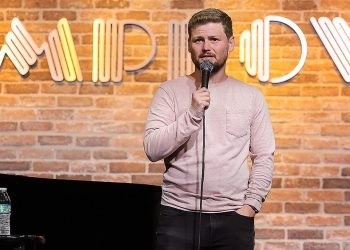 ‘Stuttering Comedian’ Drew Lynch says speech impediment turned out to be his biggest ‘gift’