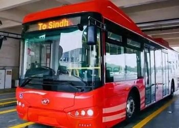 Karachi needs ‘at least 15,000 buses’ to meet daily demand