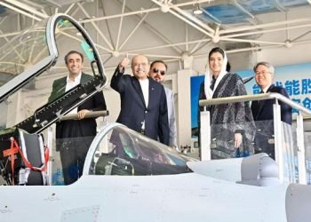 Pakistan, China to continue expansion in defence, aviation collaboration: Zardari