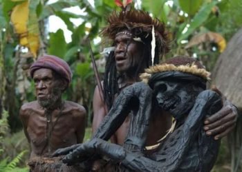 Smoke-dried bodies could be world’s ‘oldest mummies’: study