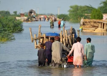 Pakistan’s floods leave lasting scars on its children