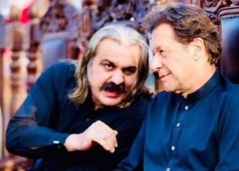 Gandapur warns Imran of factions ‘projecting Aleema Khan as party chairperson’