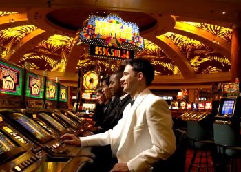 Las Vegas becoming ‘playground for the affluent’ as ‘everyday traveler’ left behind