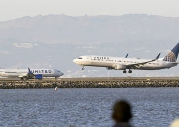 United plane at San Francisco airport collides with another jet while pulling back from gate