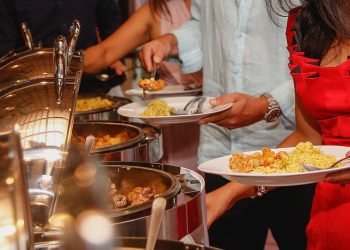 Mother of groom slams wedding guest over ‘disrespectful’ meal choice at reception