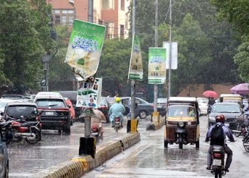 Karachi likely to experience light rain today