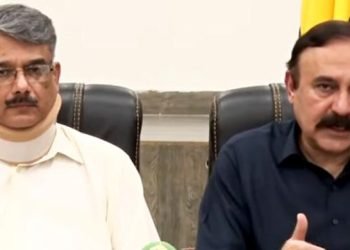 Three dead in AJK protests as govt proposes talks with action committee