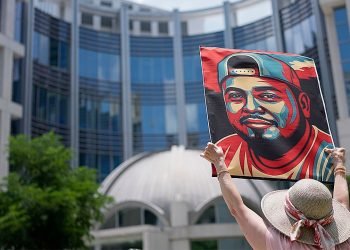 US judge vows to rule ‘soon’ on Abrego Garcia’s fate after marathon hearing